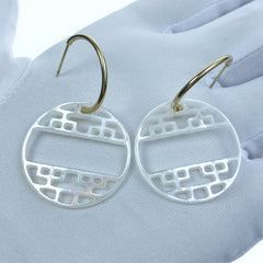 2pc Filigree Round Pendant Beads Organic White Mother of Pearl WM-0014