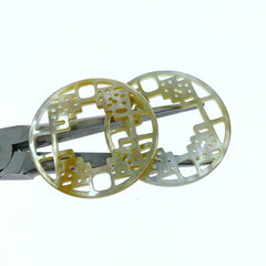 2pc 35mm Yellow Mother of Pearl Round Filigree Pendants YM-0006