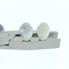 6pc Jasmine Flower Beads White Mother Of Pearl 11mm Hand Carved WM-0035