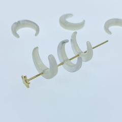 10pc Crescent Moon Mother Of Pearl Beads 12mm DIY Bridal Jewelry Earrings Charms Pendants Natural Organic White Pearl Shell WM-0054