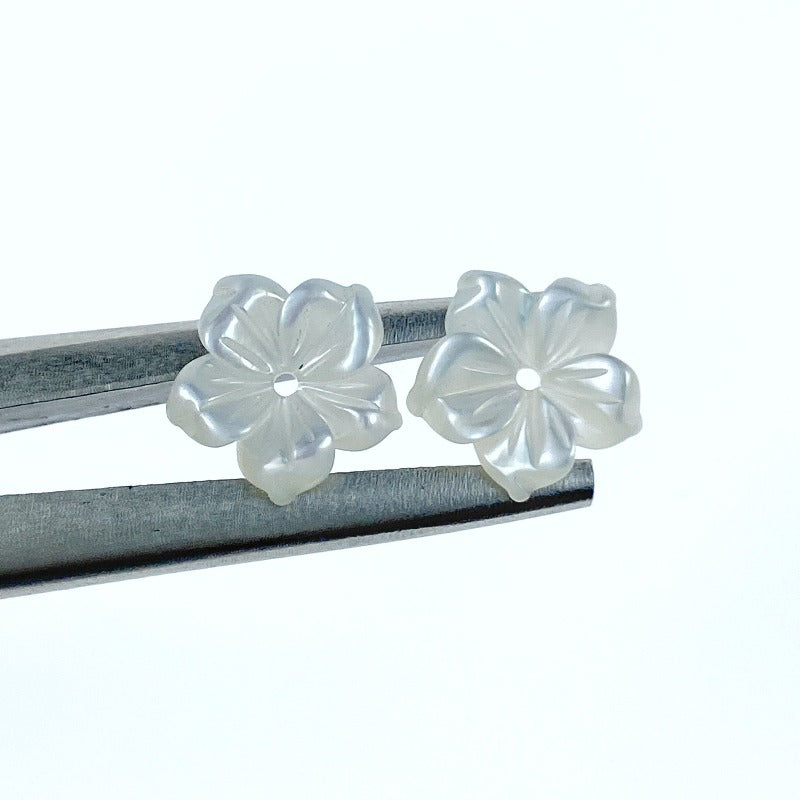 Buy Bauhinia Flower Beads White Mother Of Pearl NaturalPearlStore.com