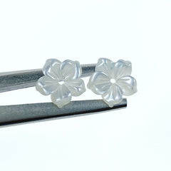 Buy Bauhinia Flower Beads White Mother Of Pearl NaturalPearlStore.com