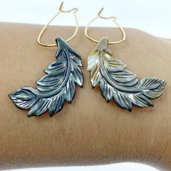 Feather Beads Black Mother of Pearl BM-0024