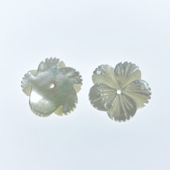 Flower Beads White Mother Of Pearl Hibiscus Tropical Flower Hand Carved WM-0184