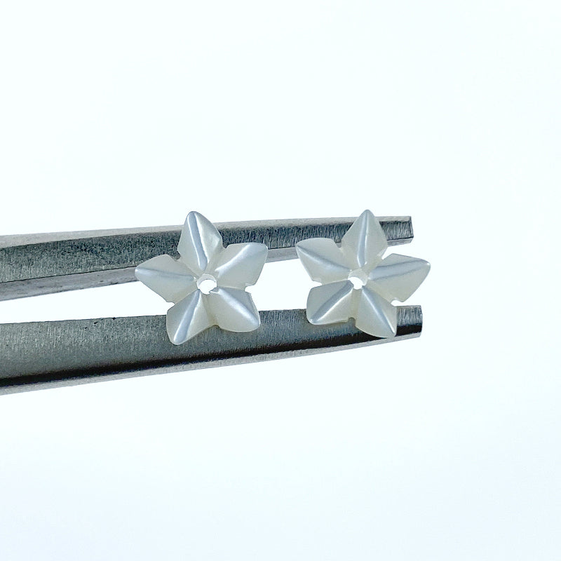 10pc Flower Beads White Mother Of Pearl Hawaiian Design WM-0199