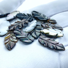 Leaf Beads Black Mother of Pearl BM-0033