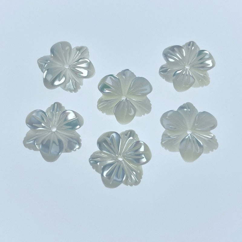 Hibiscus Flower Beads White Mother Of Pearl 12mm Hand Carved WM-0212