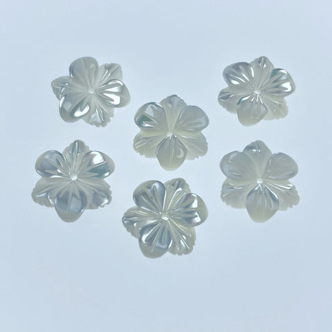 Hibiscus Flower Beads White Mother Of Pearl 12mm Hand Carved WM-0212