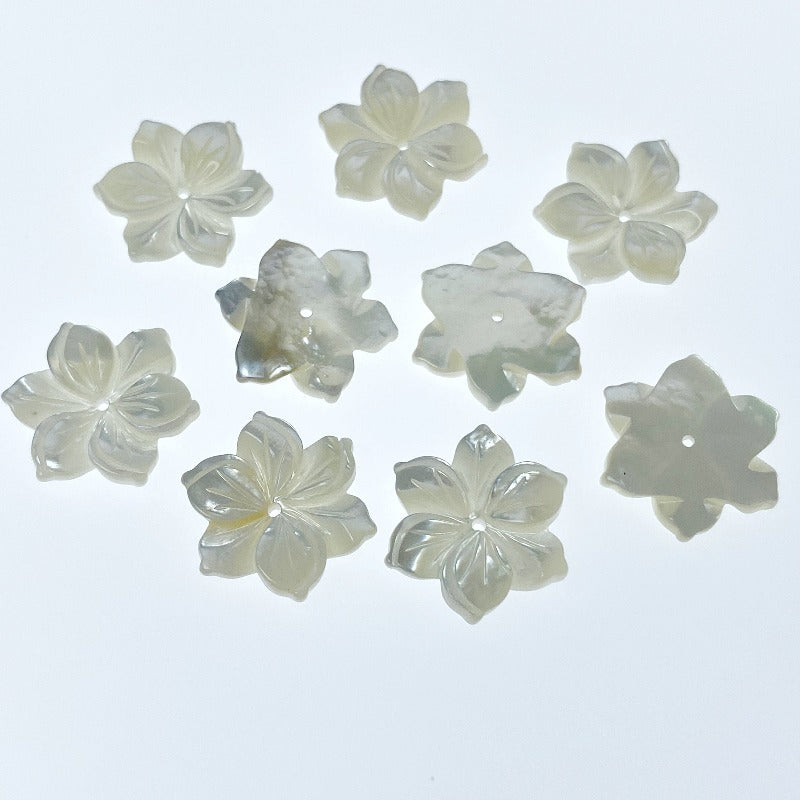 10pc Tropical Flower Beads White Mother Of Pearl 15mm Hand Carved WM-0183