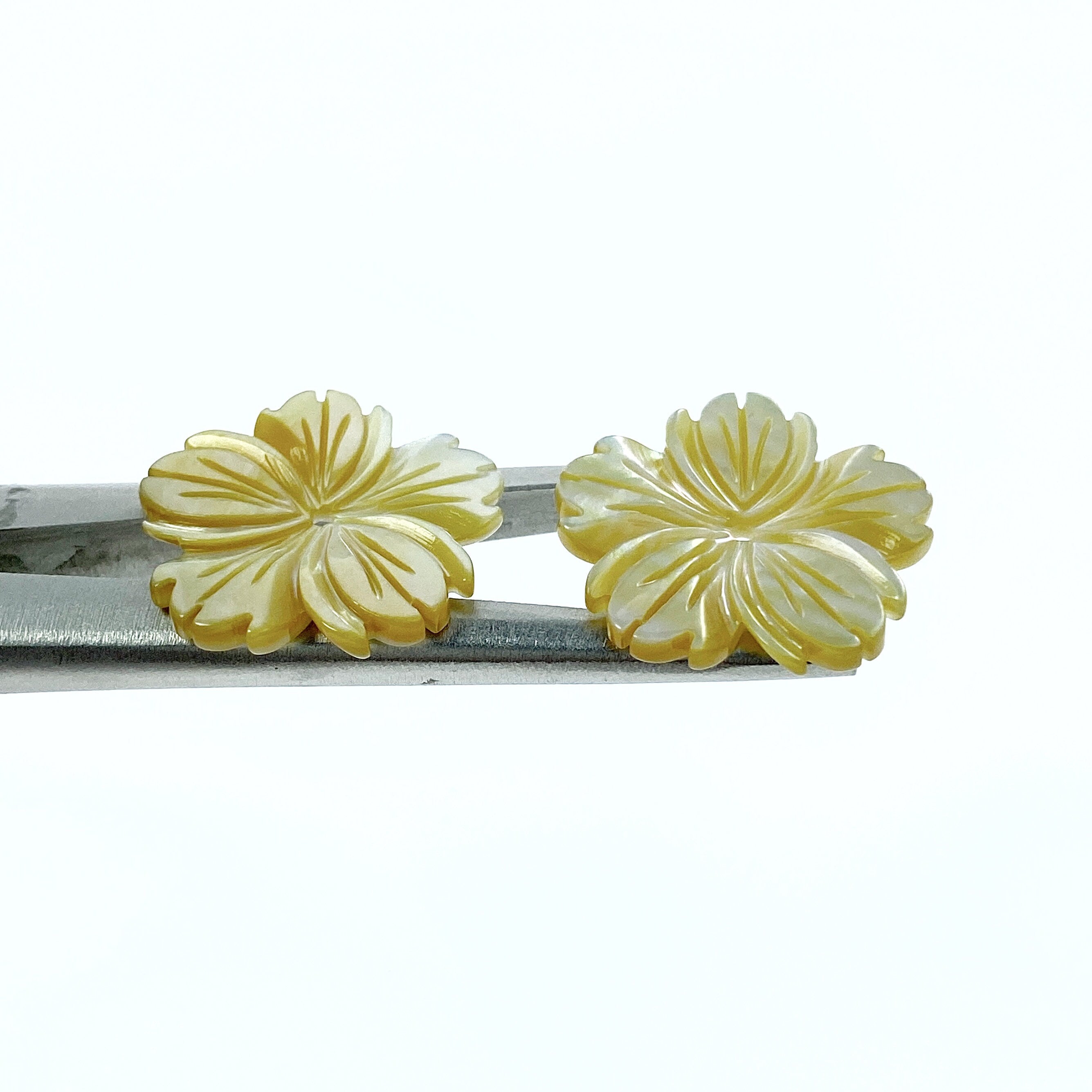 6pc 20mm Hand Carved Yellow Mother of Pearl 5-petal Flower Beads YM-0009