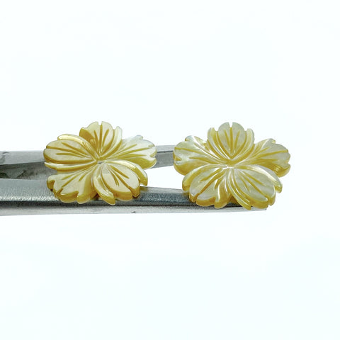 6pc 20mm Hand Carved Yellow Mother of Pearl 5-petal Flower Beads YM-0009