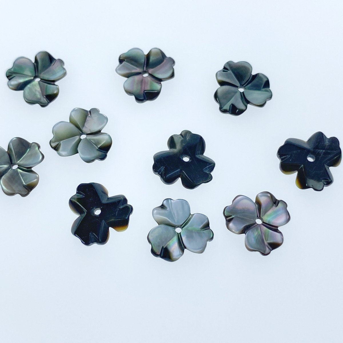 10pc 3 Petal Flower Beads Black Mother of Pearl 10mm Charms BM-0026