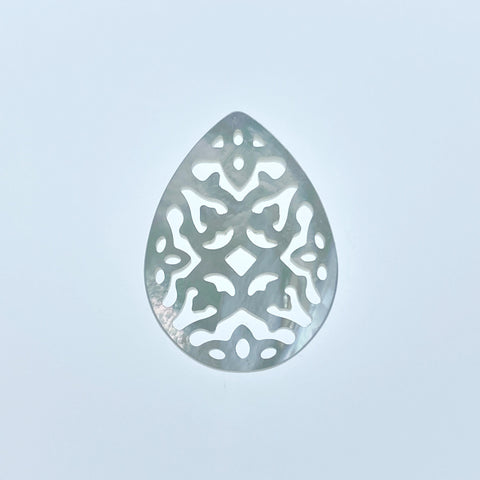 2pc 17mm x 25mm Natural White Mother of Pearl Filigree Drop Shape Pendants WM-0147