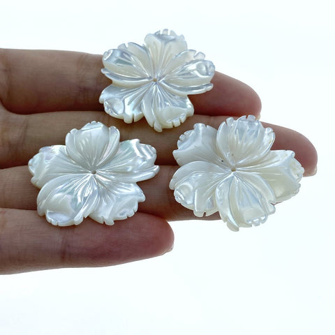 4pc 28mm Hand Carved White Mother of Pearl 5-petal Flower Beads WM-0222