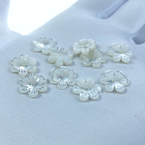 10pc Mother of Pearl Daisy Flower Beads White 10mm Minimalist Natural Organic DIY For Jewelry Making Earrings Hand Carved Shell WM-0001