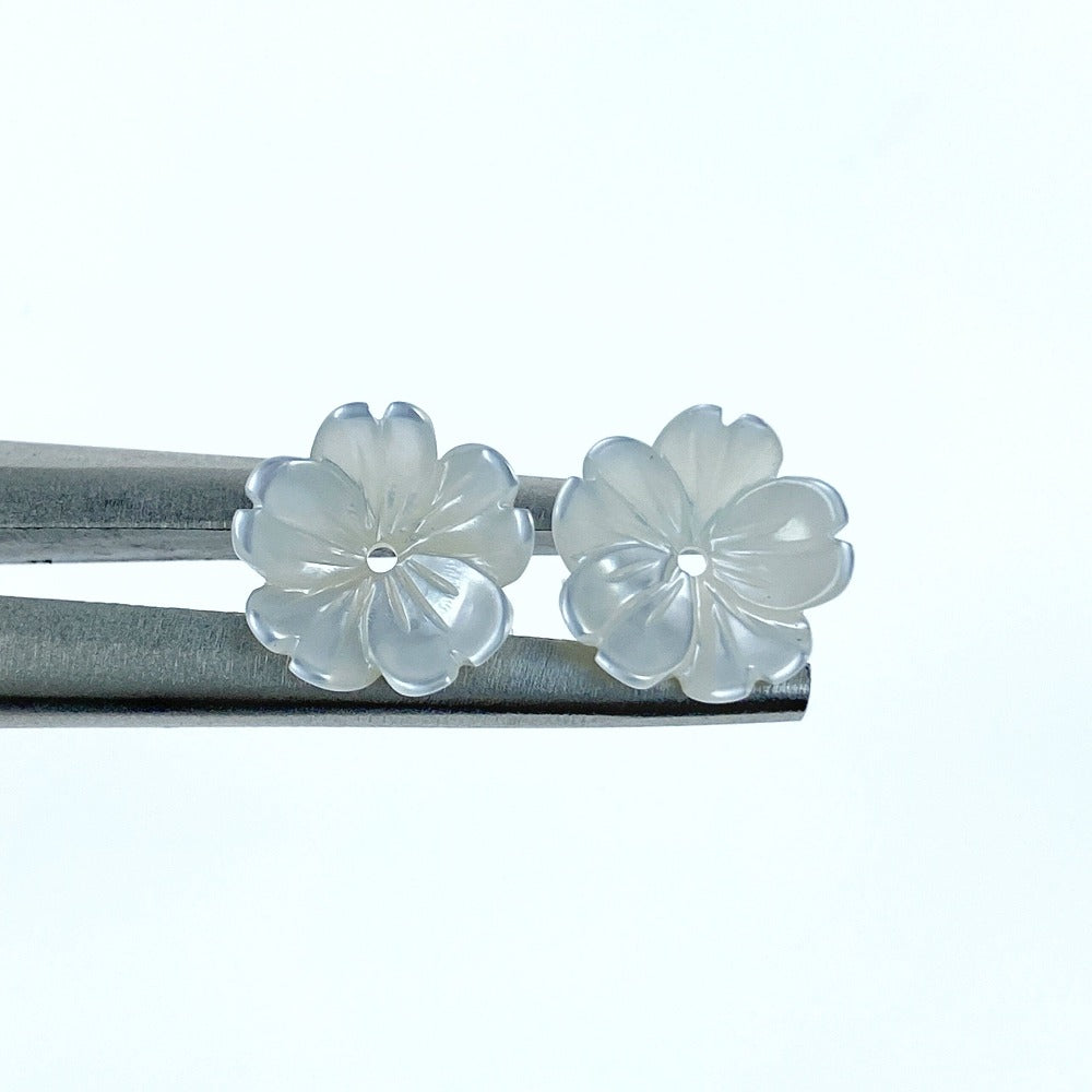 10pc Tropical Flower Beads White Mother Of Pearl Charms 10mm Hand Carved For DIY Bridal Jewelry WM-0069