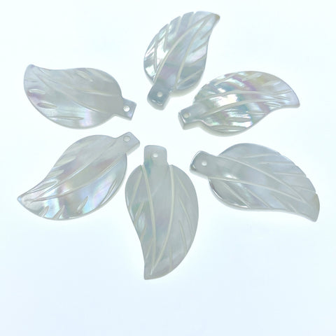 10pc Mother Of Pearl Leaf Beads Pendants 27mm Hand Made Carved Charms For DIY Jewelry Earring Making Nature Minimalist Design WM-0174