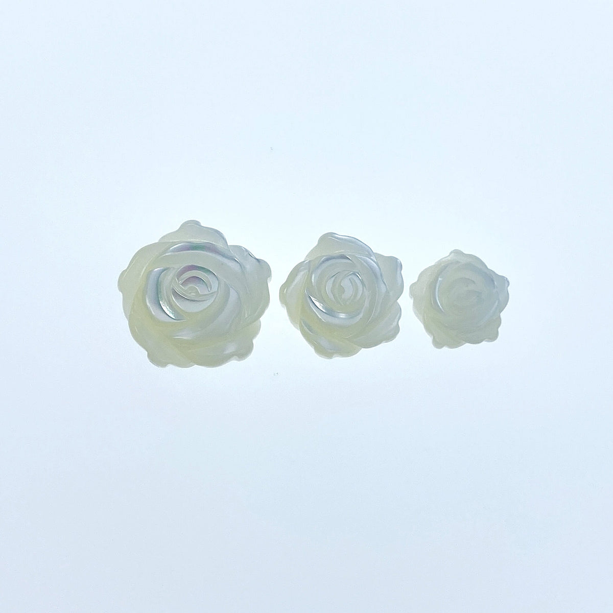 10pc Rose Flower Beads White Mother Of Pearl Double Sided Hand Carved Jewelry Earring Making Components Floral Bead Charms Hand Made WM-0051