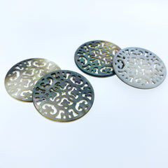 2pc Filigree Round Beads Black Mother Of Pearl Pendant Charms BM-0052