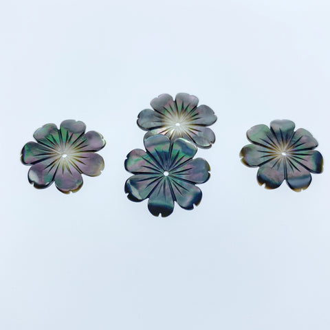 6pc Daisy Flower Beads Black Mother Of Pearl 18mm Hand Carved BM-0083