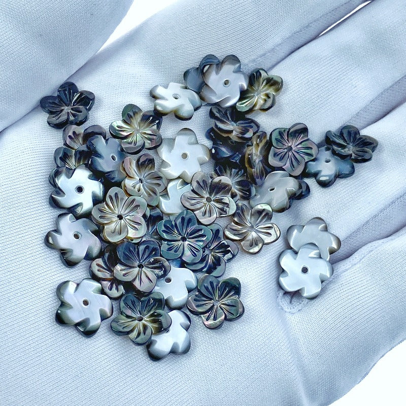 10pc Tropical Flower Black Mother Of Pearl Beads 10mm Hand Carved Hawaiian Flower CharmsBM-0020