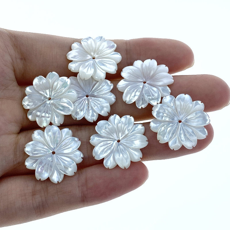Daisy Flower Beads White Mother Of Pearl WM-0023