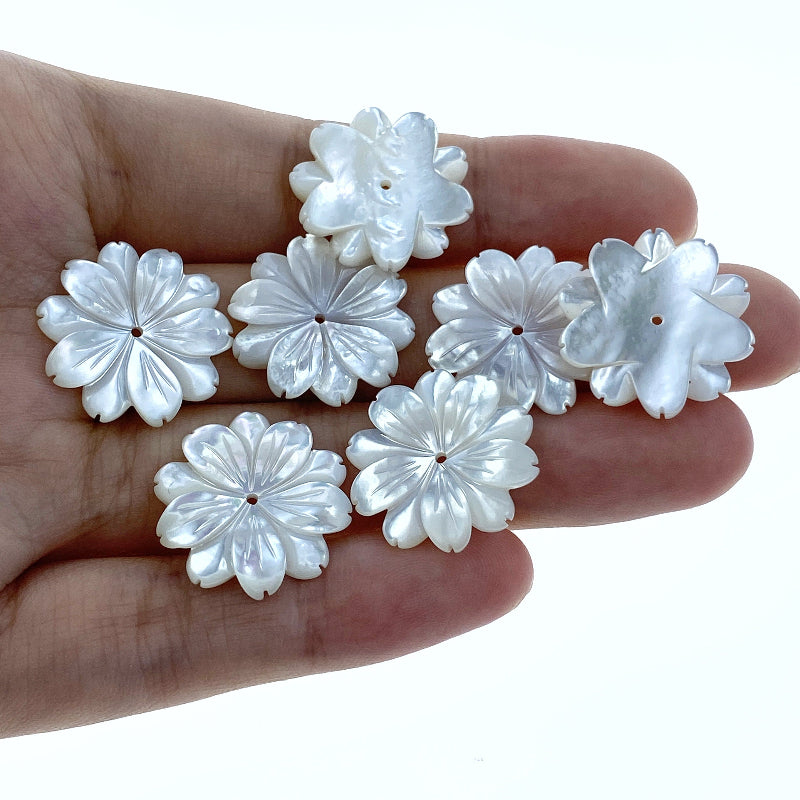 Daisy Flower Beads White Mother Of Pearl WM-0023