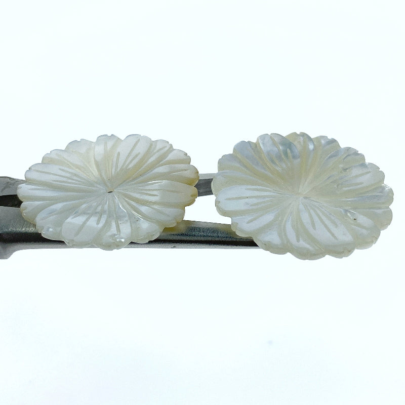 Daisy Flower Beads White Mother of Pearl DIY Jewelry WM-0082
