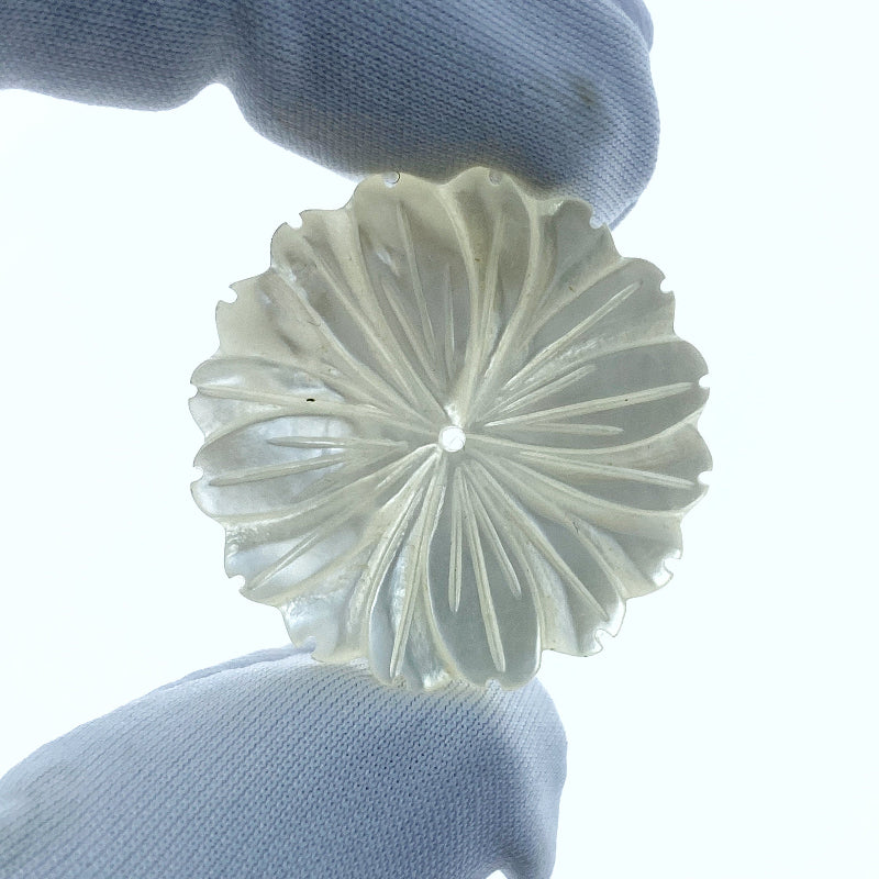 Daisy Flower Beads White Mother of Pearl DIY Jewelry WM-0082