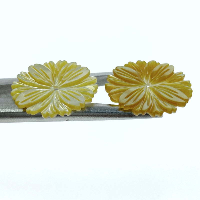 Daisy Flower Beads Yellow Mother Of Pearl YM-0008