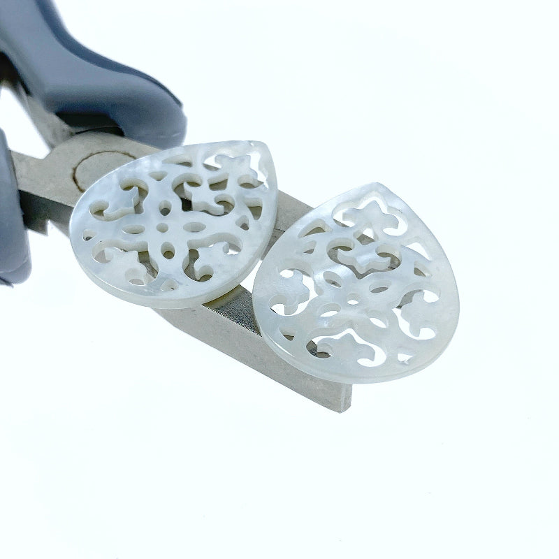 Filigree Drop Beads White Mother of Pearl Pendants WM-0144