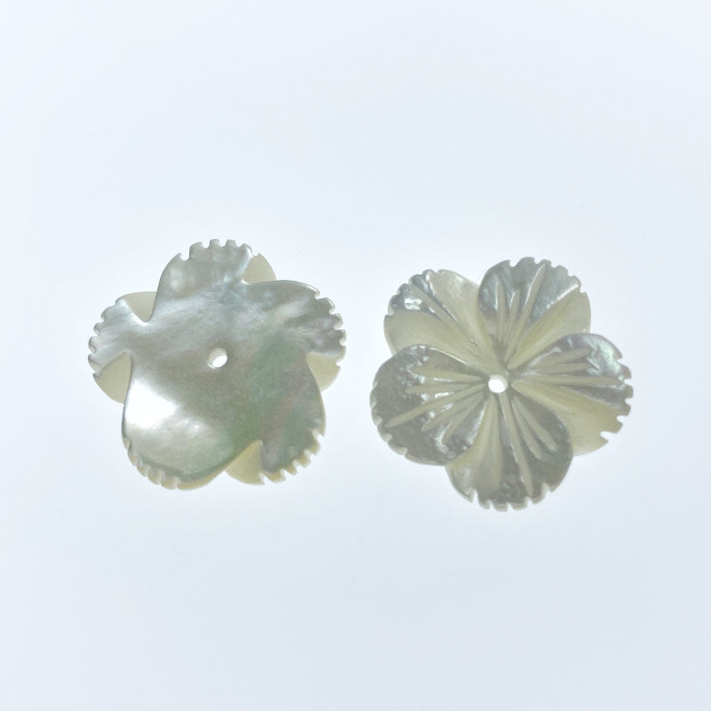 Flower Beads White Mother Of Pearl Hibiscus Tropical Flower Hand Carved WM-0184