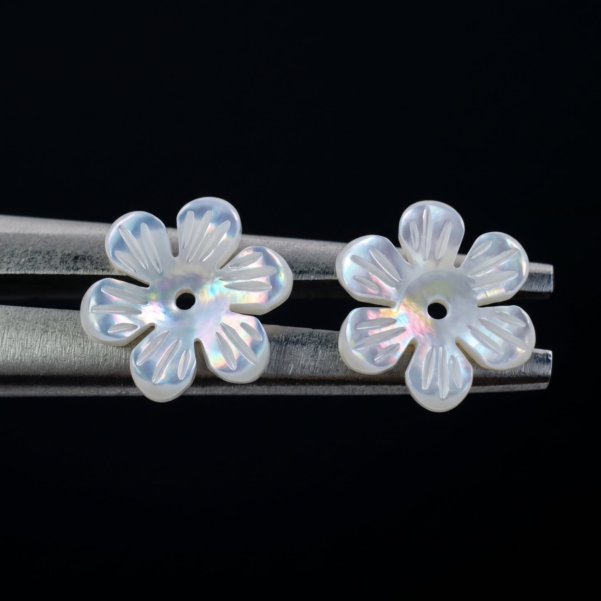 10pc Mother of Pearl Daisy Flower Beads White 10mm Minimalist Natural Organic DIY For Jewelry Making Earrings Hand Carved Shell WM-0001
