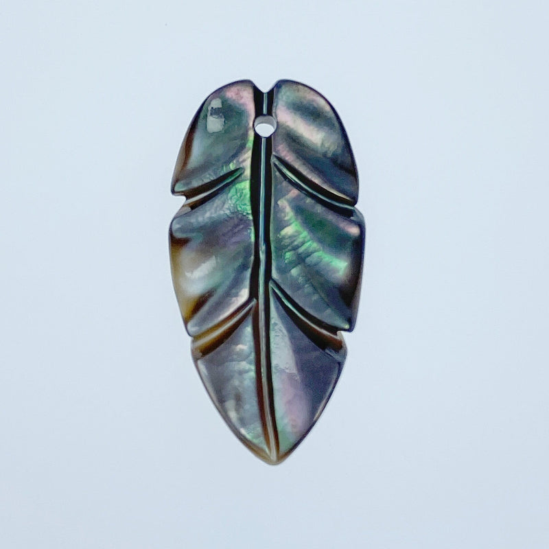 Leaf Beads Black Mother of Pearl BM-0033