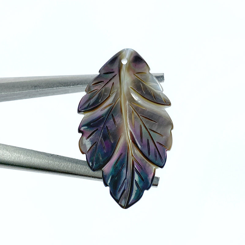 Leaf Beads Black Mother of Pearl BM-0068