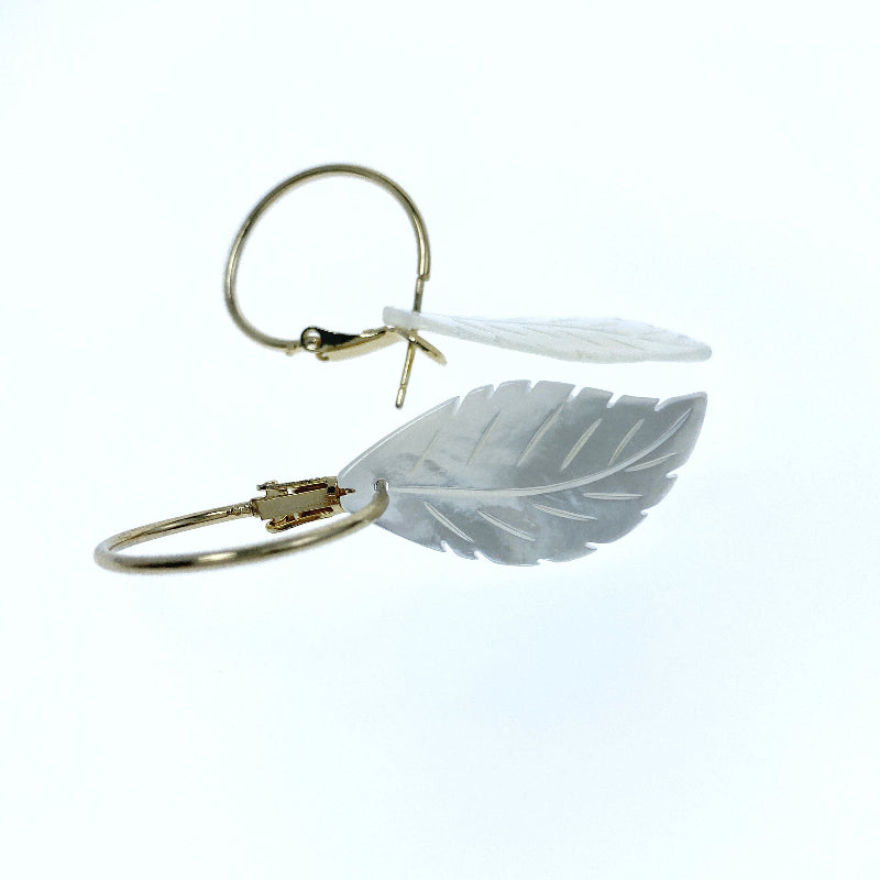 Leaf Beads White Mother Of Pearl Pendants WM-0220