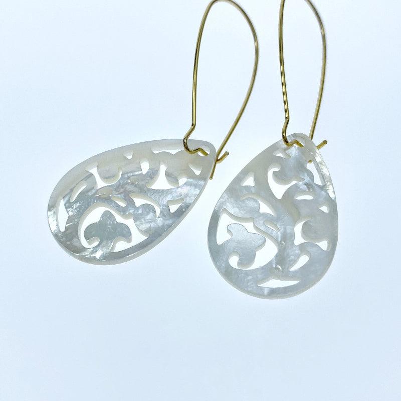 Leaf Beads White Mother of Pearl WM-0067