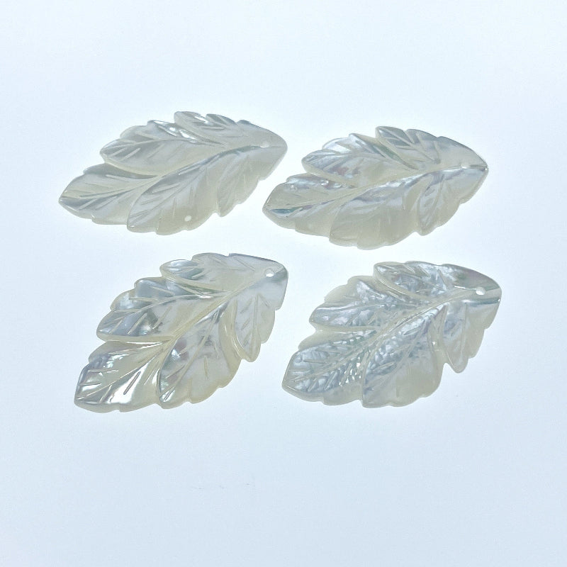 Leaf Beads White Mother of Pearl WM-0216