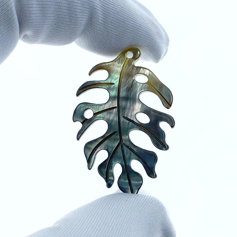 Monstera Leaf Beads Black Mother Of Pearl BM-0005