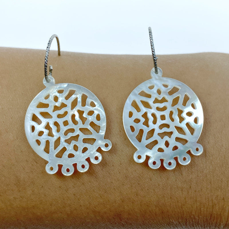 Round Filigree Beads Mother of Pearl WM-0075