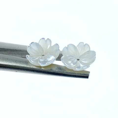 10pc Tropical Flower Beads White Mother Of Pearl Charms 10mm Hand Carved For DIY Bridal Jewelry WM-0069