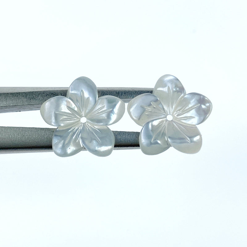 Tropical Flower Beads White Mother of Pearl WM-0058