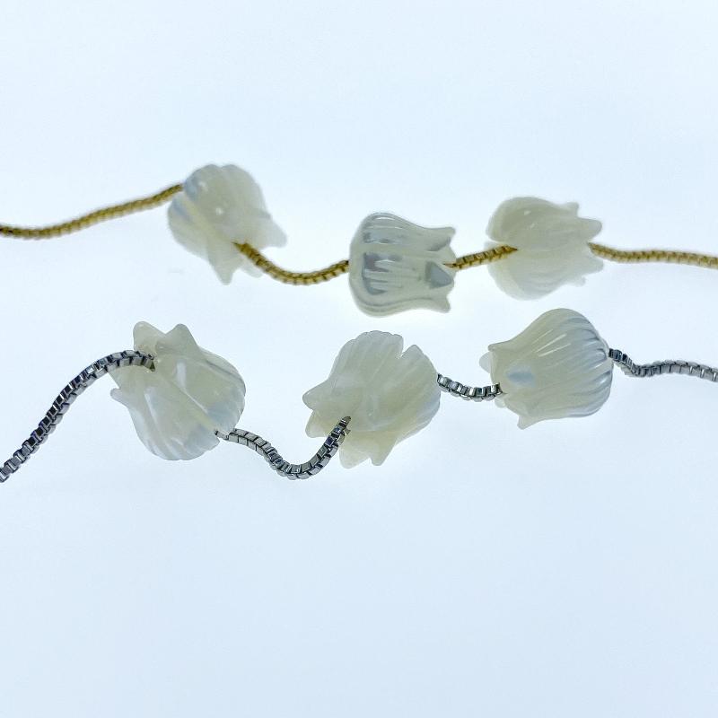 10pc Tulip Flower Beads White Mother Of Pearl 8mm Hand Carved WM-0037