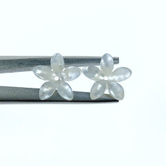 Flower Beads White Mother Of Pearl Charms 12mm Hand Carved WM-0169