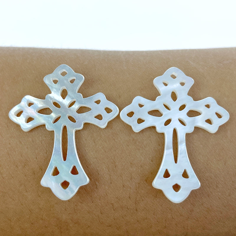 2pc Filigree Cross Connectors Pendants White Mother Of Pearl WM-0224