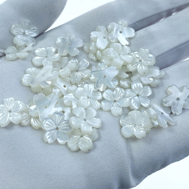 Hawaiian Flower Beads White Mother Of Pearl 12mm Hand Carved WM-0151