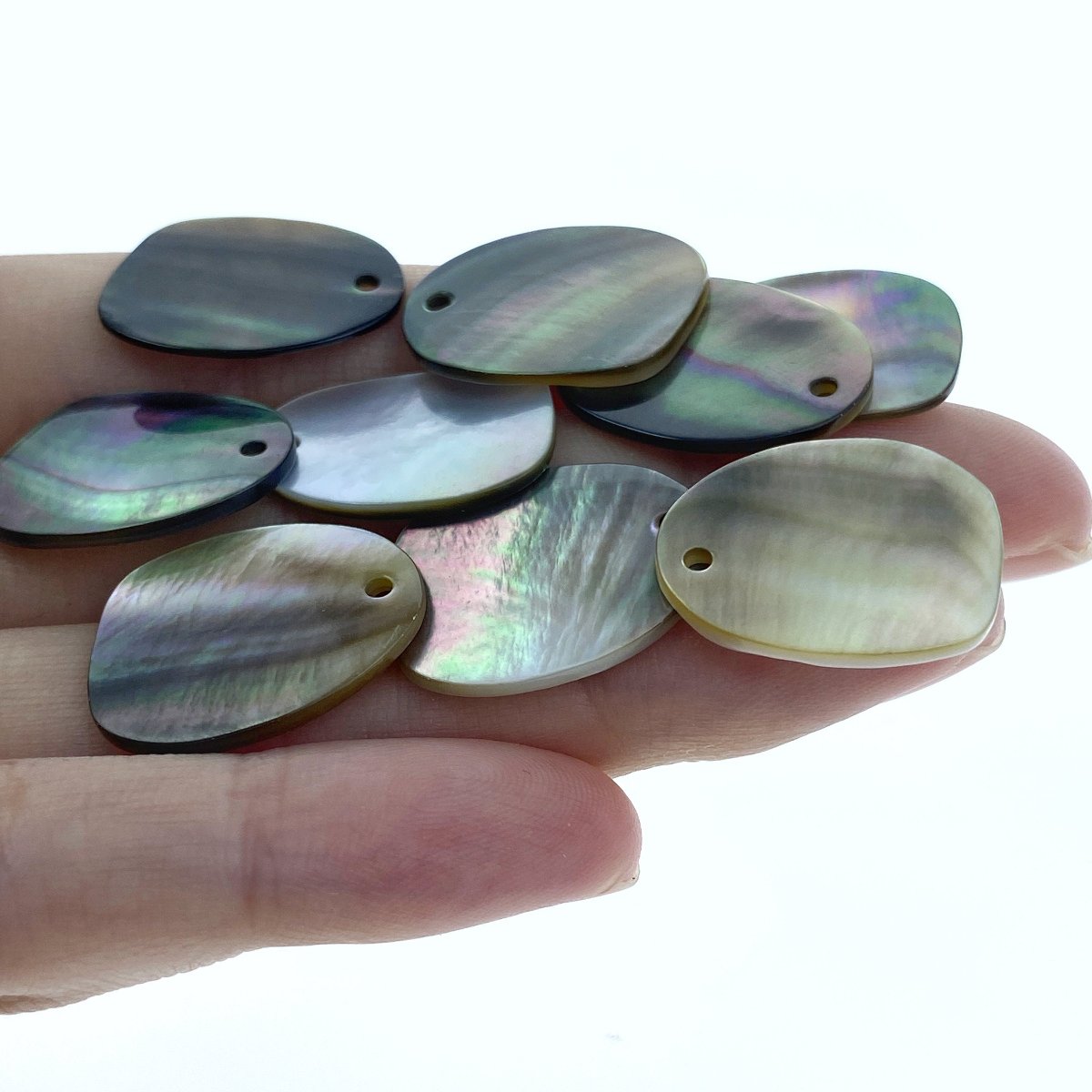 10pc Disc Drop Beads Black Mother Of Pearl 21mm Natural Hand Carved BM-0109