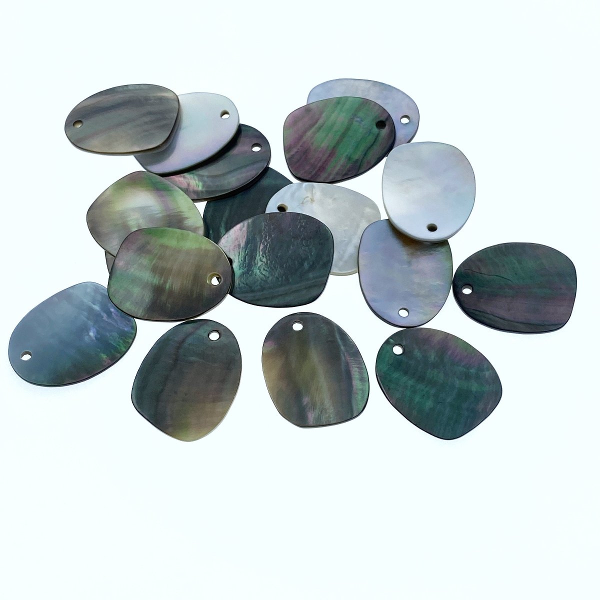 10pc Disc Drop Beads Black Mother Of Pearl 21mm Natural Hand Carved BM-0109