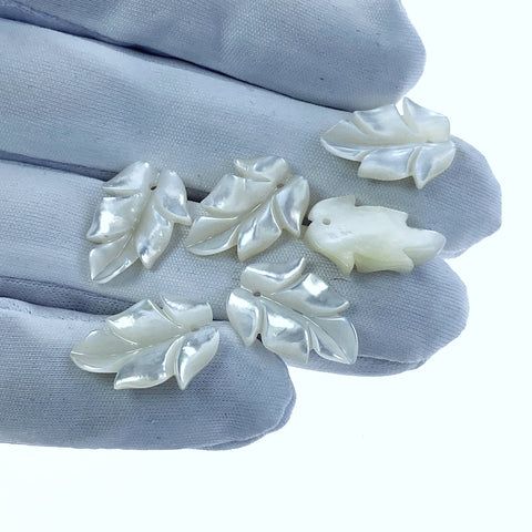 6pc 13mm x 17mm White Mother of Pearl Hand Carved Leaf Pendants WM-0218