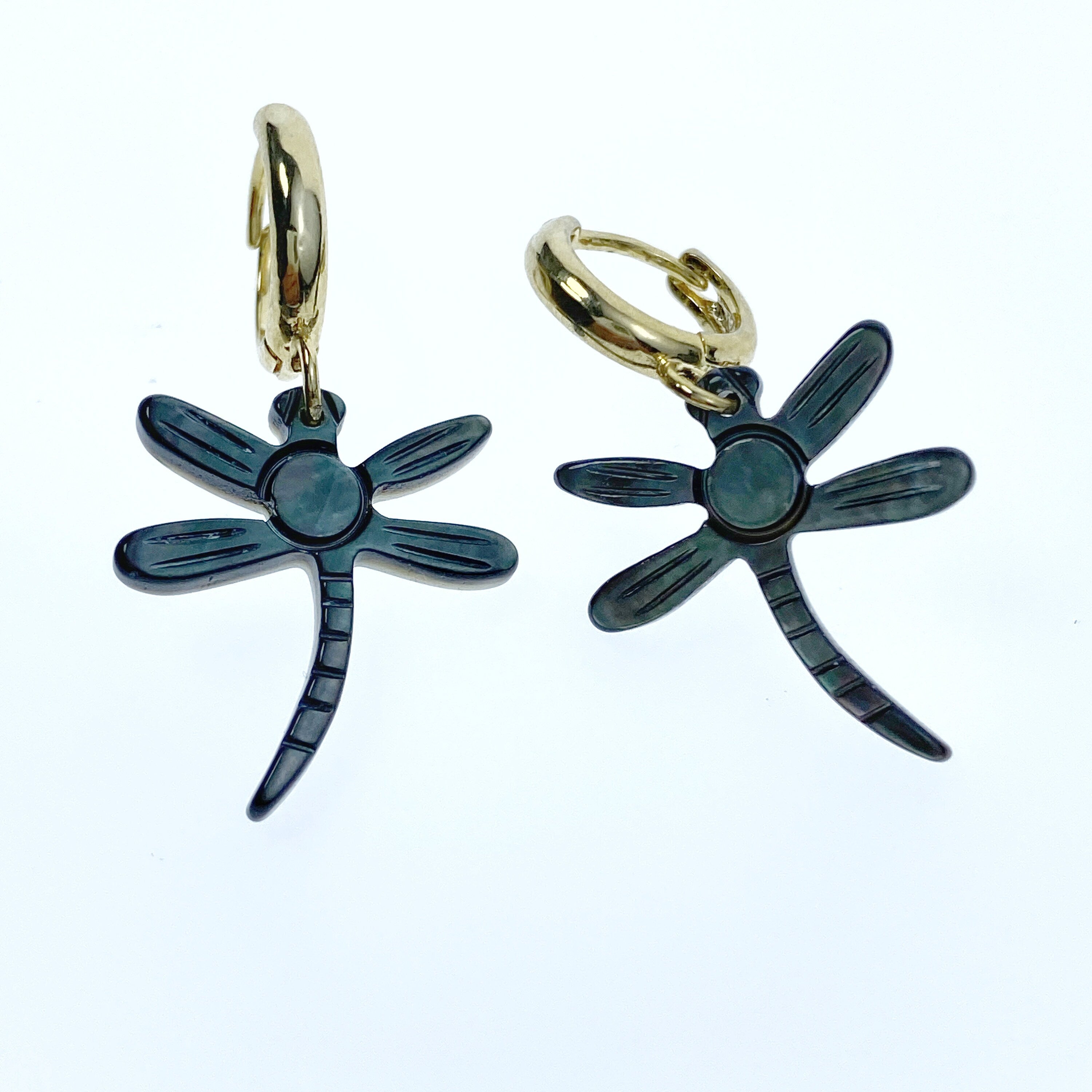 2pair 18mm x 20mm Hand Carved Black Mother of Pearl Dragonfly Charms Pendants BM-0060